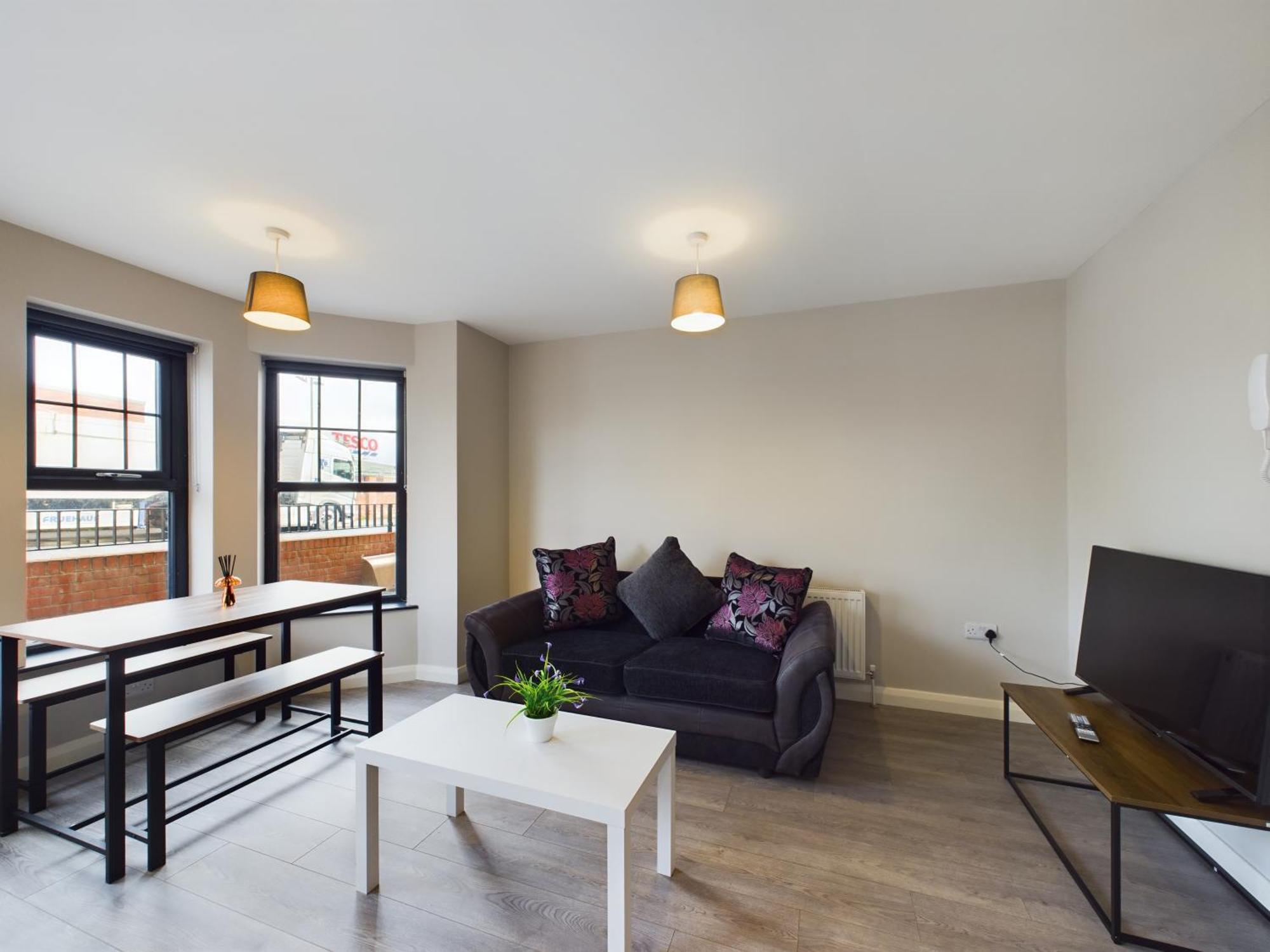 Cozy 1 Bedroom In